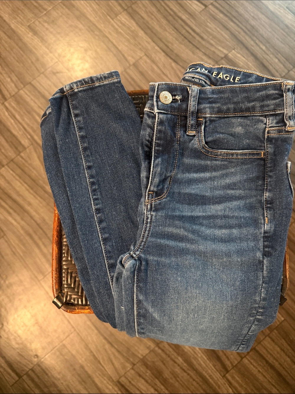 American Eagle Outfitters Women’s Medium Blue Skinny Jeans